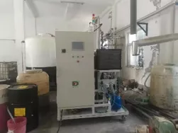 高粘度齿轮油脱大水定向开发